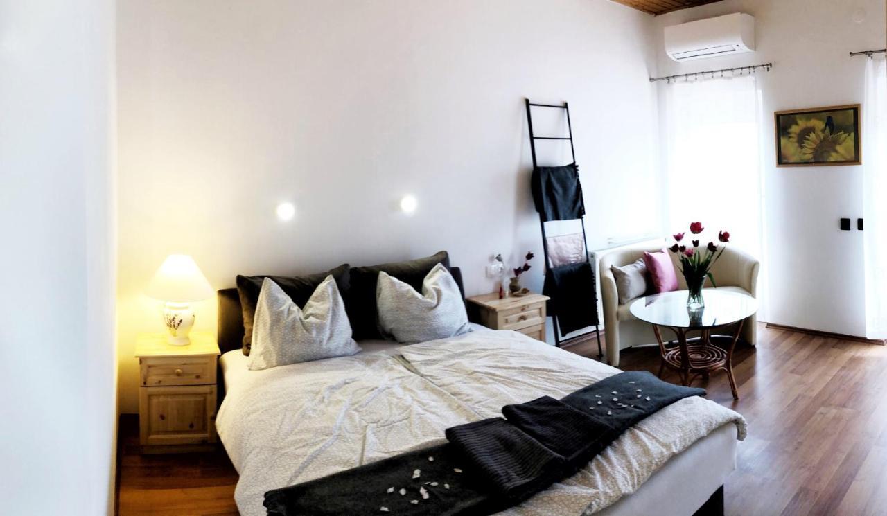 Balaton Apartman ปาลอซนัค ภายนอก รูปภาพ